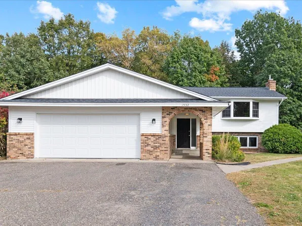 1532 Meadow Ln, Maple Plain, MN 55359
