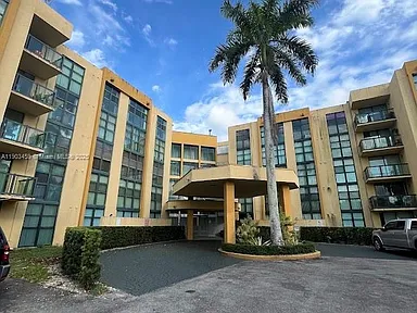 【SALE】ESCOLTA 田代万里生・吉武大地・結城安浩 #7305 19870 SW 190th St, Miami, FL 33187 | MLS #A11921666 | Zillow