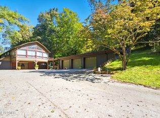 1356 Jayell Rd, Sevierville, TN 37862