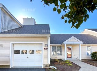 33 Kelly Ln, Hanscom Afb, MA 01731