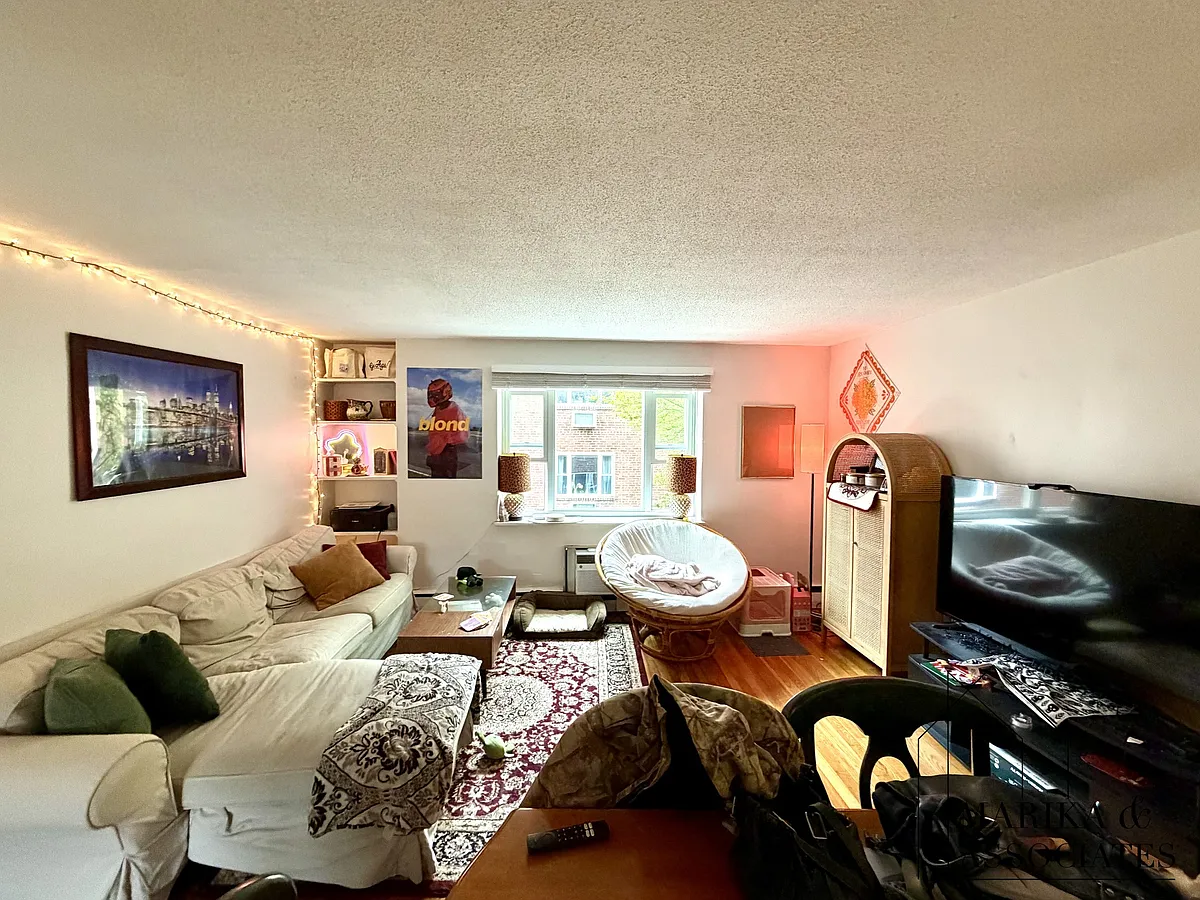 Building Photo - 57 Colborne Rd #3