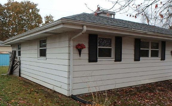 4th image of 2125 N Wellington Dr