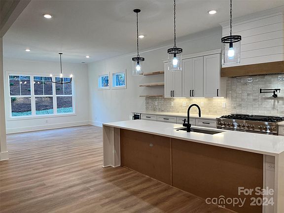 3rd image of 3146 Montreaux Valley Dr