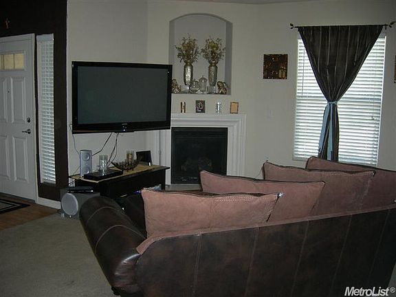3rd image of 5513 Mezereon Ln