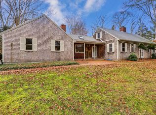14 Damon Dr, Falmouth, MA 02540
