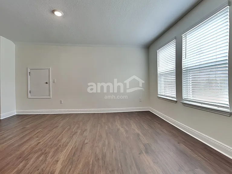 6355 Emerald Hills Way — Photo 9