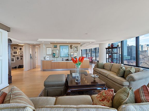 4th image of 505 N Lake Shore Dr Unit 603604