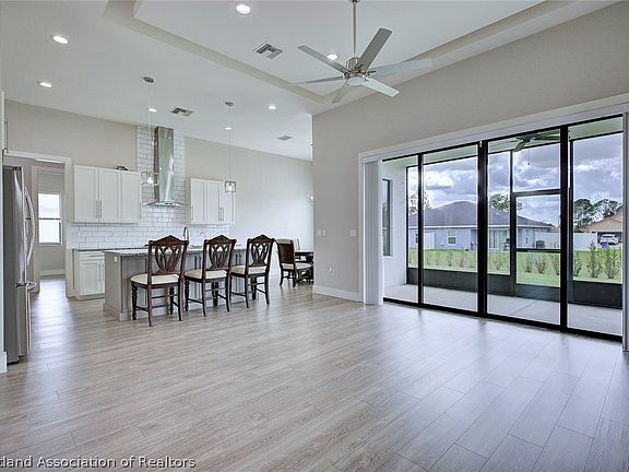 5th image of 6910 San Bruno Dr
