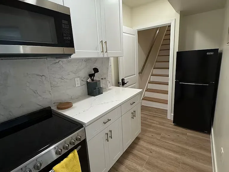4029 Powelton Ave — Photo 5
