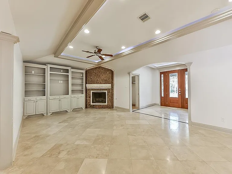5238 Ariel St — Photo 10