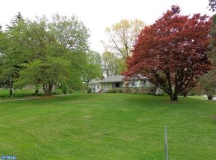 640 Overlook Dr, Downingtown, PA 19335