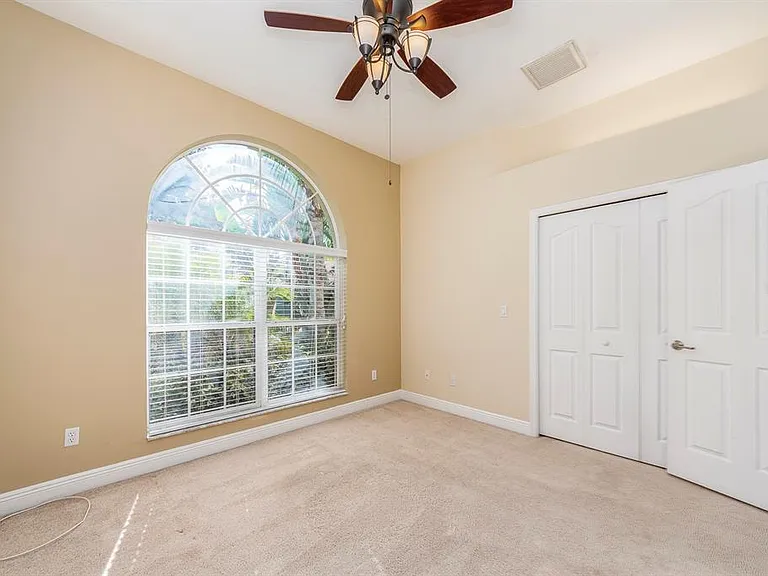 10639 Hatteras Dr — Photo 16