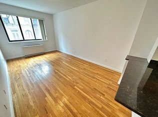 229 E 13th St #2E, New York, NY 10003