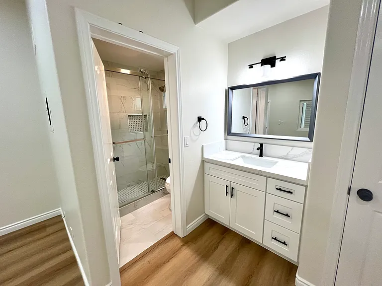 26221 Via California #B — Photo 21