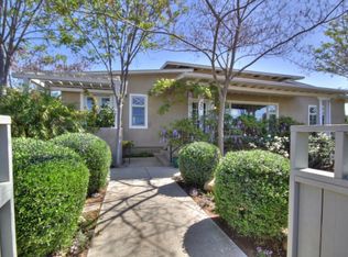 20 Valley View Dr, Oak View, CA 93022