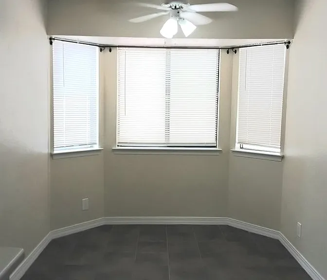 7405 Mayflower Rd NE — Photo 14