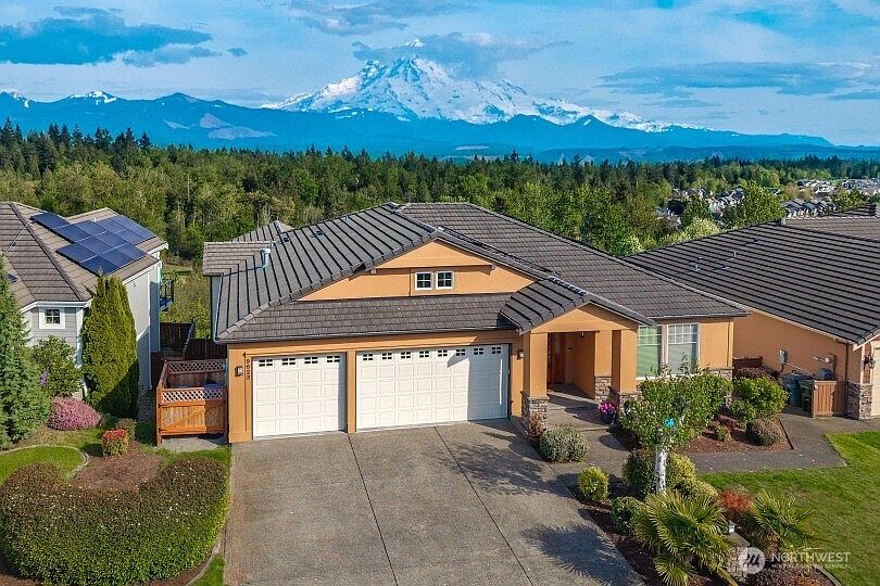 1st image of 9623 183rd Avenue E