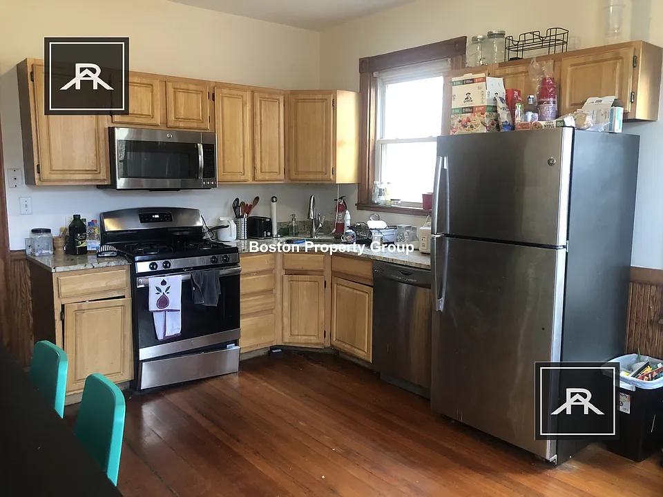 109 Calumet St #3