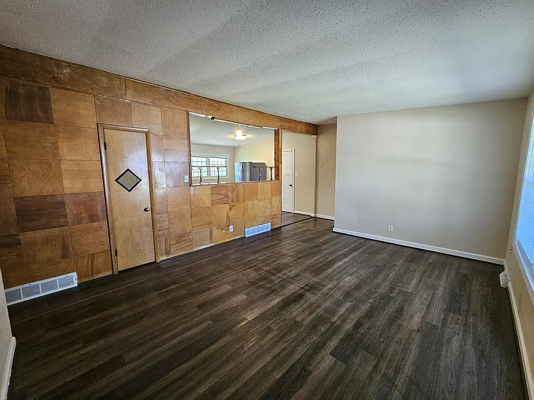 3147 Cleveland Ave — Photo 16