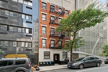 Rented by Avi Nash Associates