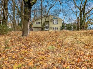 4 De Ronde Rd, Monsey, NY 10952