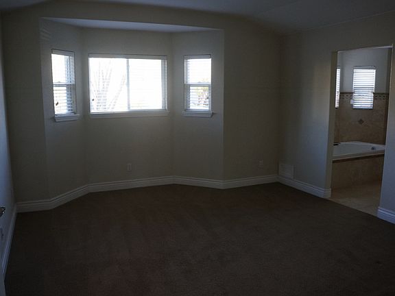 Master Bedroom_03112014