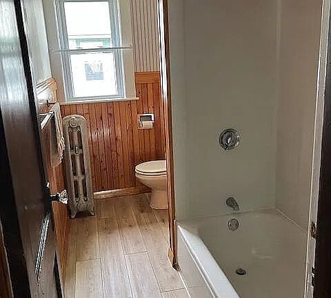 5th image of 218 N Central Ave #2