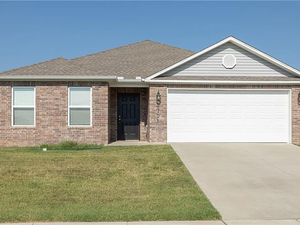 2701 Bauer St