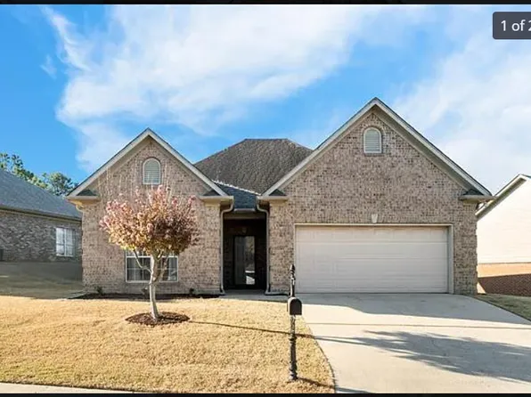 2931 Summit Dr, Fultondale, AL 35068
