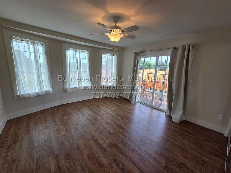 811 Old Adobe Rd — Photo 13