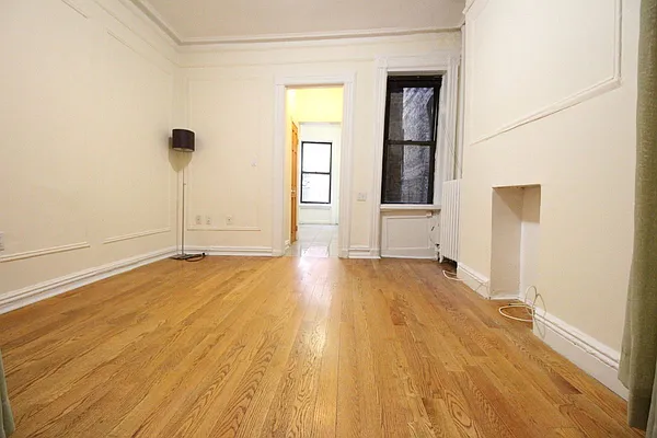 Rented by Luxor Homes & Investment Realty | media 18