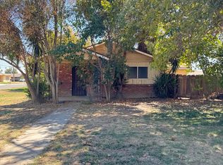 1900 W 4th St, Madera, CA 93637