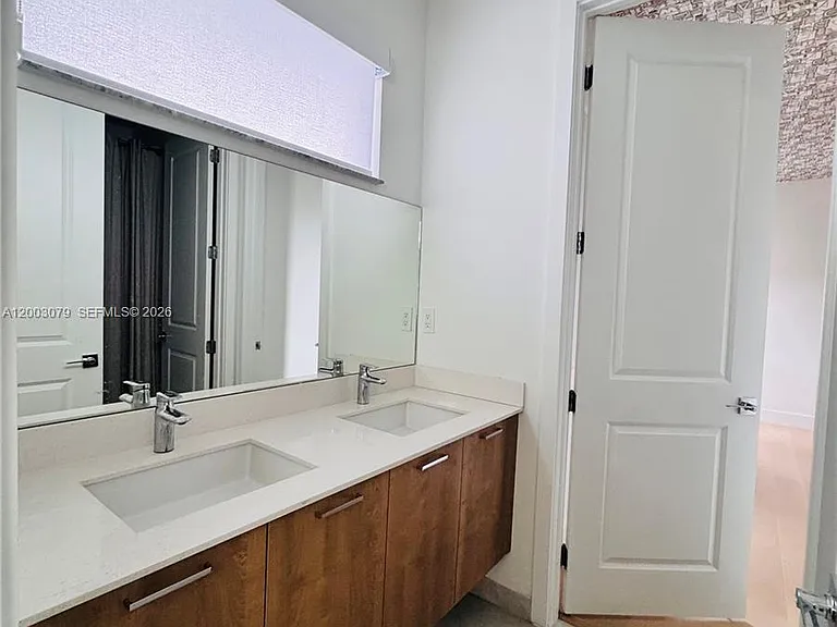 8108 NW 48th Ter — Photo 35