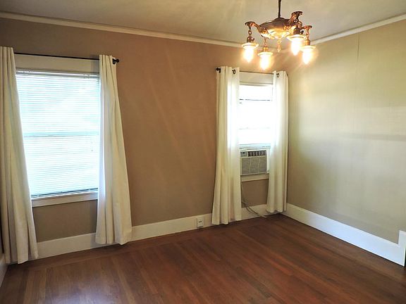 4th image of 2830 F St APT A
