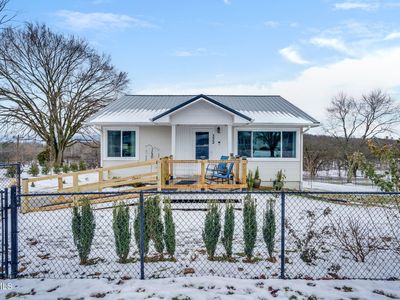 332 Bay St, Mt Carmel, TN, 37645