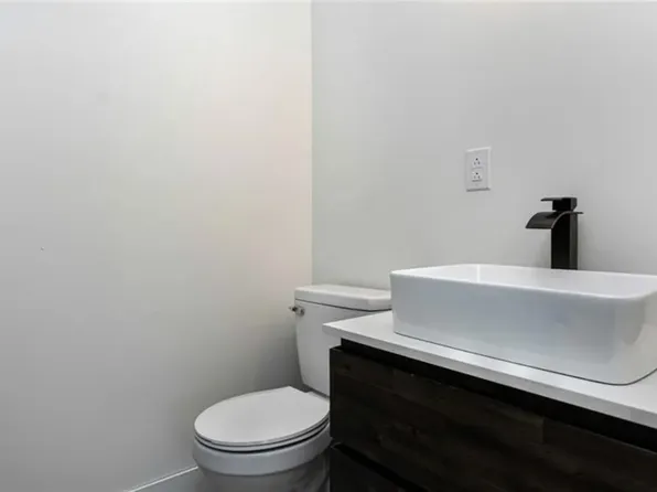 8730 Cypress Lake Dr, Fort Myers, FL 33919