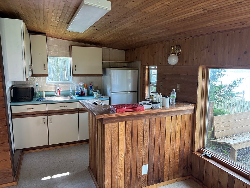 2nd image of 2370 Crockery Shores Rd
