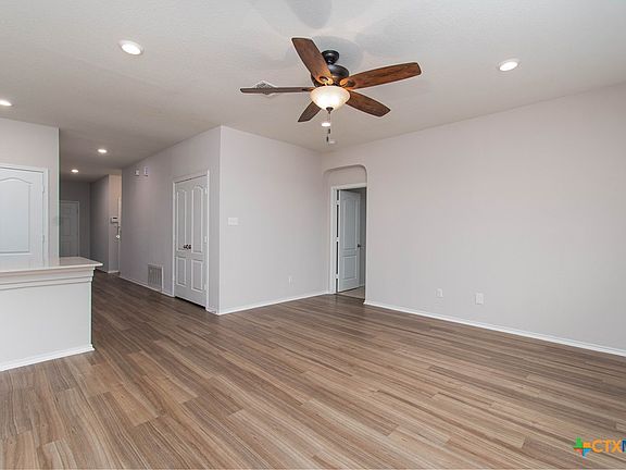 4th image of 9006 Lonesome Oak Dr