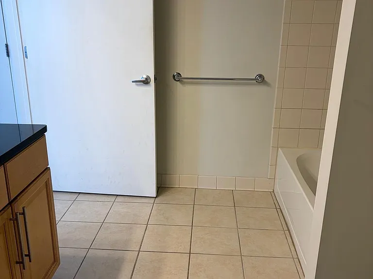 1201 E West Hwy #212 — Photo 20