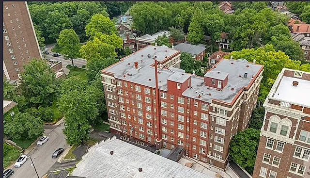 Building Photo - 1412 Willow Ave #23