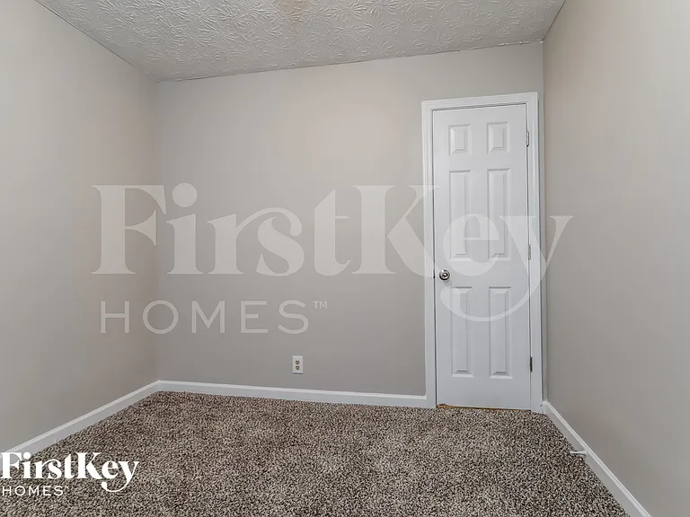 960 Old Spring Way — Photo 12