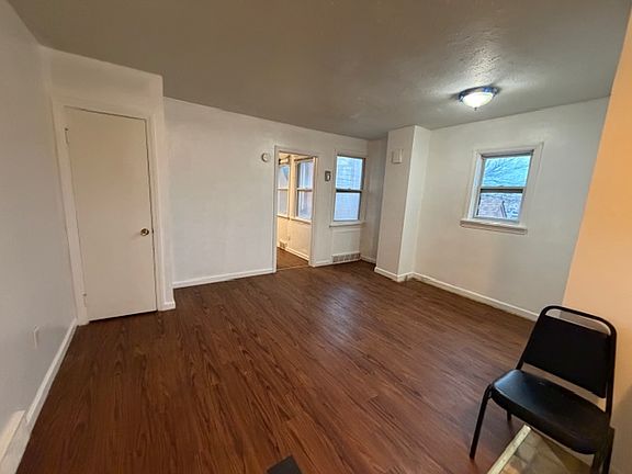 4th image of 4889 Turney Rd #1