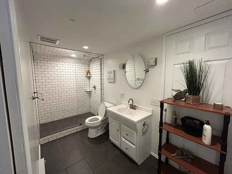1449 Harris St — Photo 21