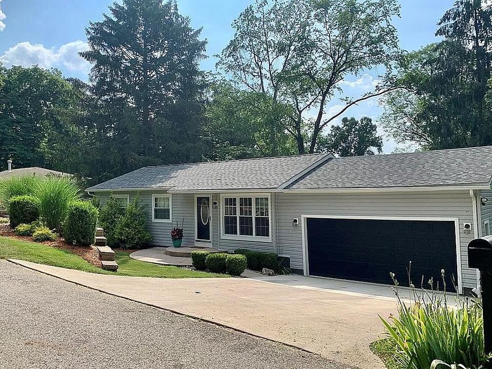 1st image of 170 Stanhope Dr