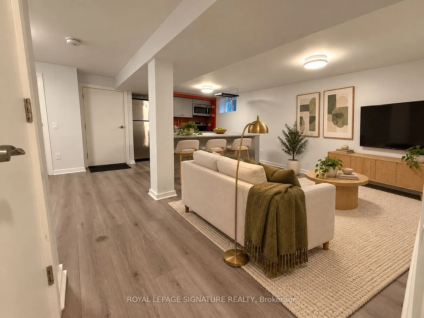 2 bed, $2,095 — Photo 1