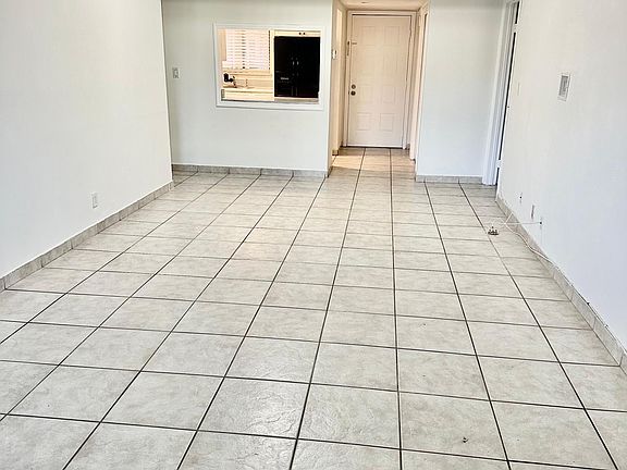 2nd image of 153 Lakeview Dr #153