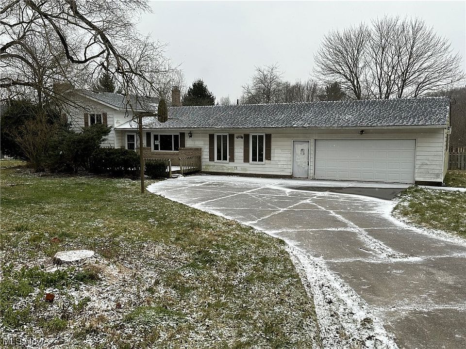1st image of 3035 Pinevale Ave
