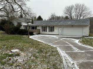 3035 Pinevale Ave, Louisville, OH 44641