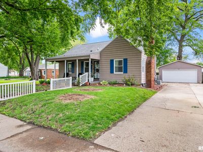 2132 E Grandview Ave, Springfield, IL, 62702