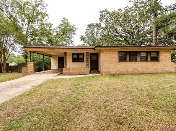 2303 Edgewood St, El Dorado, AR 71730